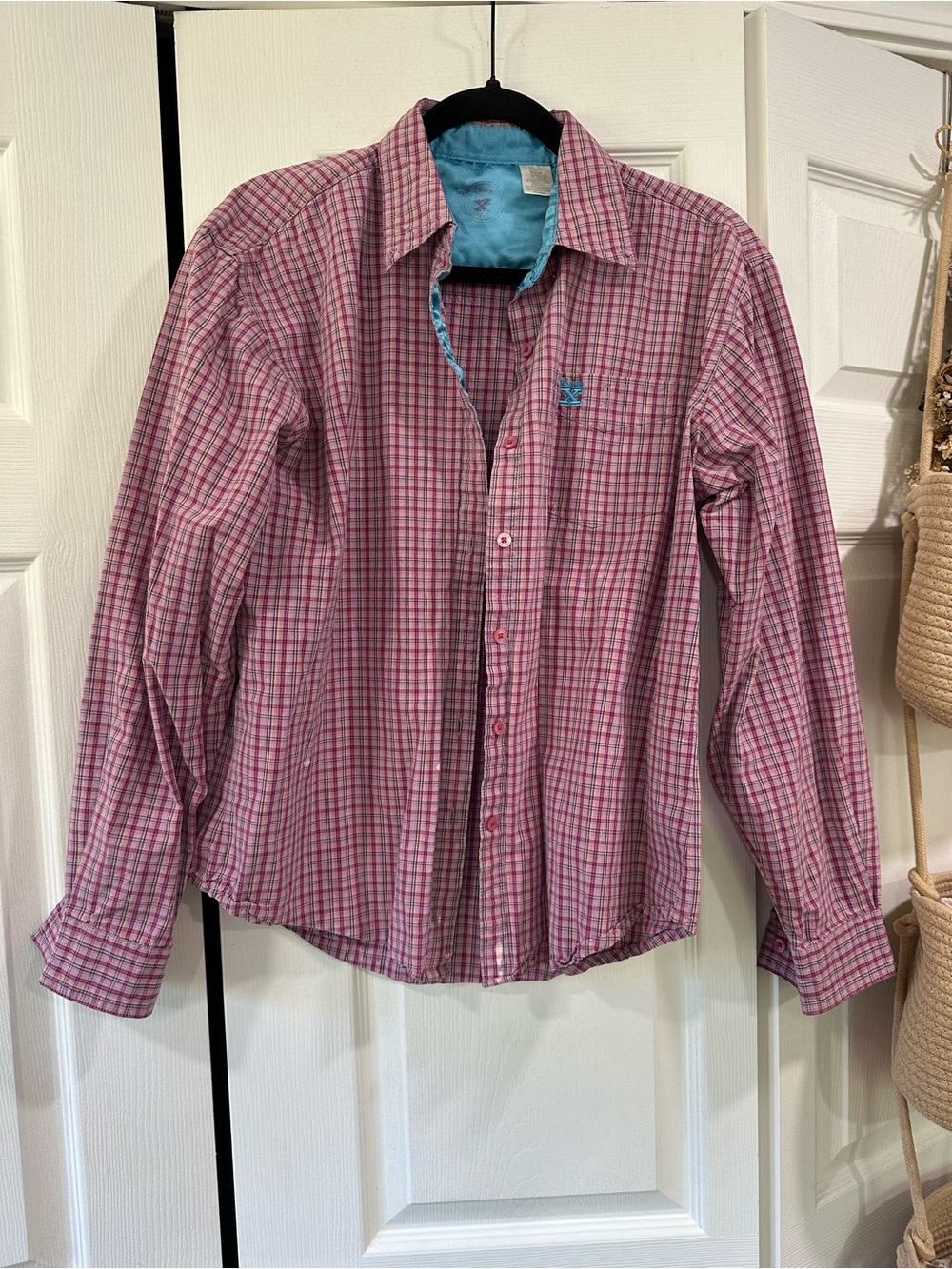 Women’s Pink Check Long-Sleeve Button-Down Shirt